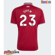 Camiseta Manchester United Luke Shaw #23 Primera Equipación 2026-27 manga corta